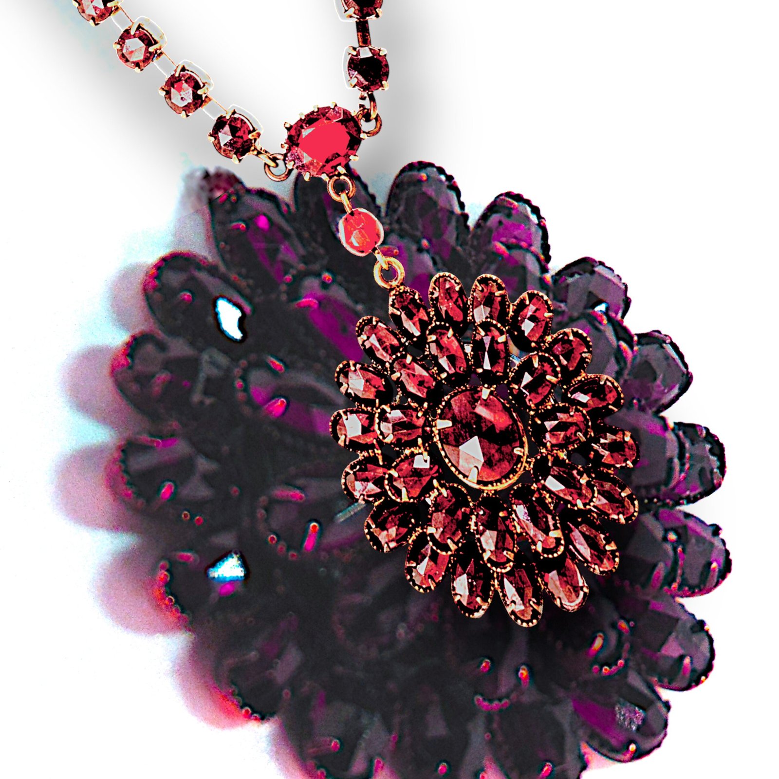 ANTIQUE BOHEMIAN GARNET NECKLACE